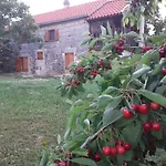 Tatil Evi Patakun For 5, With Heated Pool Lecevica