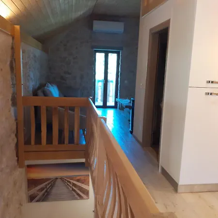 Patakun For 5, With Heated Pool Lecevica