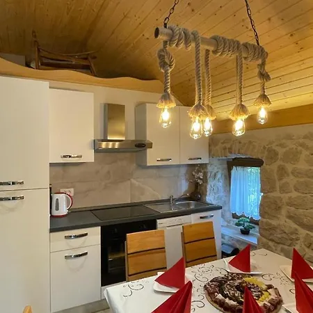 Patakun For 5, With Heated Pool *