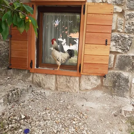 Prázdninový dům Patakun For 5, With Heated Pool