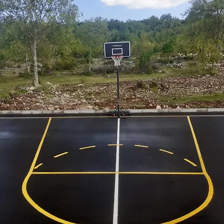 Patakun For 5, With Heated Pool