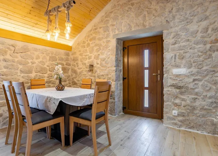 Patakun For 5, With Heated Pool Semesterbostad