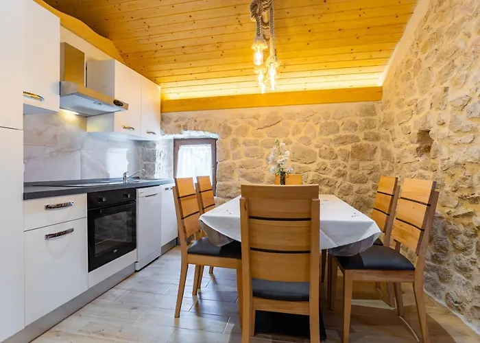 Patakun For 5, With Heated Pool Semesterbostad