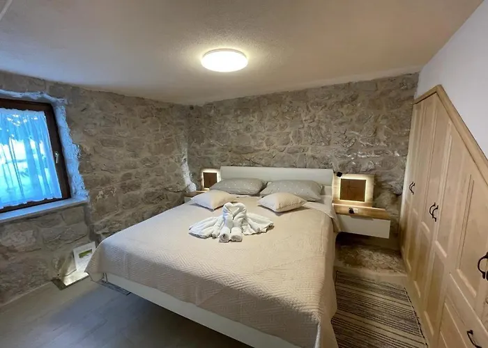 Patakun For 5, With Heated Pool Semesterbostad